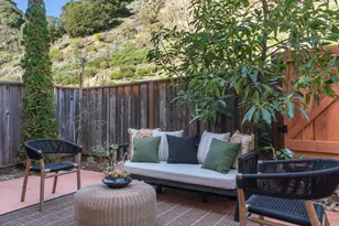 6466 Bayview Dr, Oakland, CA 94605 - Photo 23