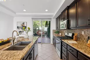 6466 Bayview Dr, Oakland, CA 94605 - Photo 17