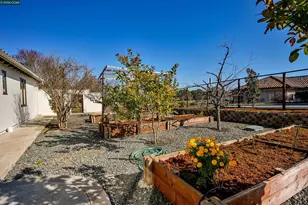 6010 Kolb Ranch Dr, Pleasanton, CA 94588 - Photo 47