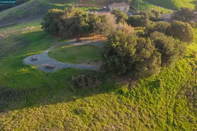 6010 Kolb Ranch Dr, Pleasanton, CA 94588 - Photo 59