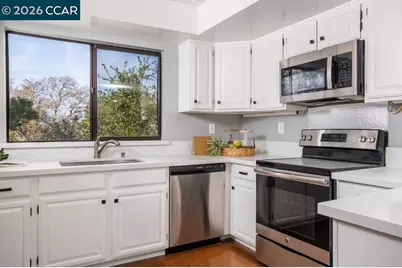 2542 Mockingbird Hill Rd, Walnut Creek, CA 94597 - Photo 17