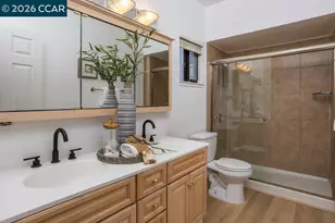 2542 Mockingbird Hill Rd, Walnut Creek, CA 94597 - Photo 31