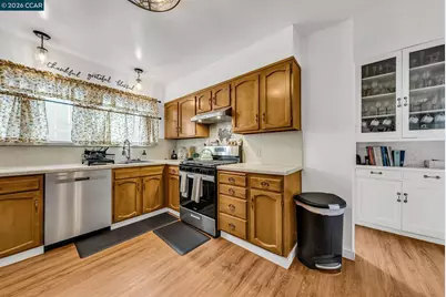 2628 Logan St, Oakland, CA 94601 - Photo 15