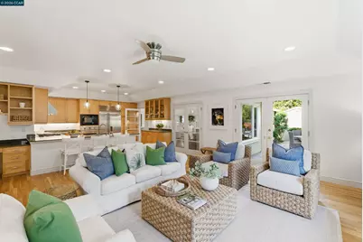 82 Sleepy Hollow Ln, Orinda, CA 94563 - Photo 11