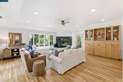 82 Sleepy Hollow Ln, Orinda, CA 94563 - Photo 15