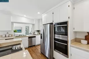 39 St Stephens Dr, Orinda, CA 94563 - Photo 11