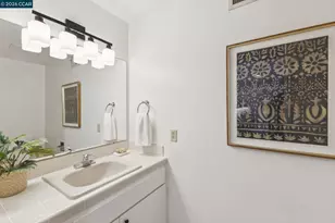 39 St Stephens Dr, Orinda, CA 94563 - Photo 23