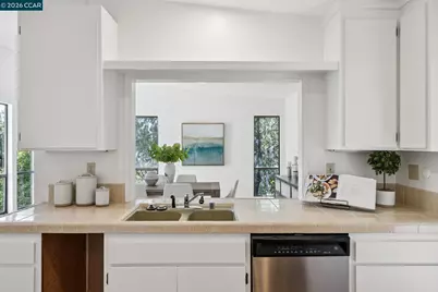 39 Saint Stephens Dr, Orinda, CA 94563 - Photo 13