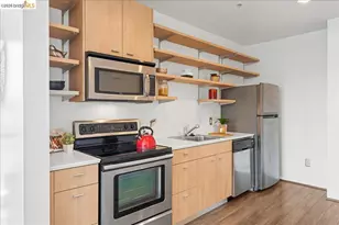 1201 Pine St, Oakland, CA 94607 - Photo 13