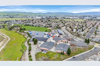 1127 Meadow Drive, Livermore, CA 94551 - Photo 43
