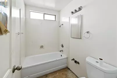 118 Maine Avenue, Richmond, CA 94804 - Photo 17