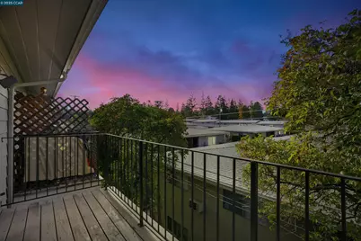 1077 Wesley Ct #7, Walnut Creek, CA 94597 - Photo 17