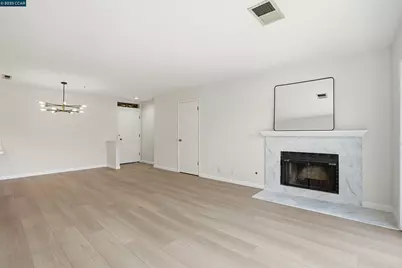 1077 Wesley Ct #7, Walnut Creek, CA 94597 - Photo 3