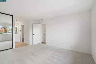 1077 Wesley Ct #7, Walnut Creek, CA 94597 - Photo 11