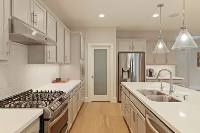 2885 Ellis Town Dr, Tracy, CA 95377 - Photo 9