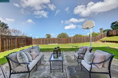 4310 Foothill Way, Pittsburg, CA 94565 - Photo 41