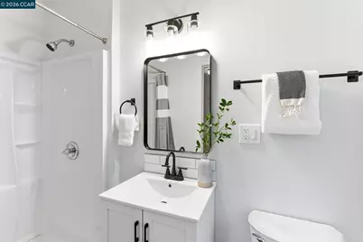 2142 Grant St, Concord, CA 94520 - Photo 25