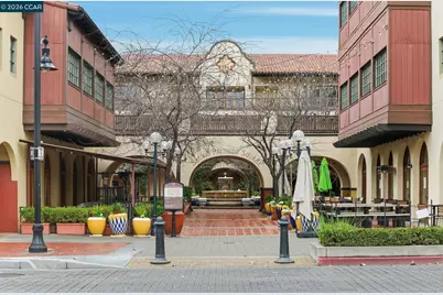 2142 Grant St, Concord, CA 94520 - Photo 39