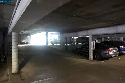 440 Civic Dr #203, Walnut Creek, CA 94596 - Photo 15