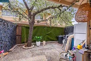 1941 Grande Cir, Fairfield, CA 94533 - Photo 27