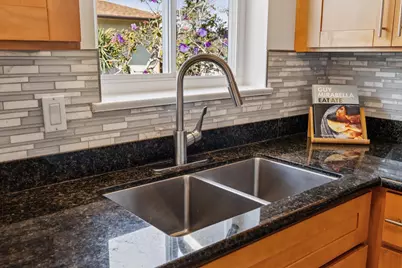 5355 Bayview Ave, Richmond, CA 94804 - Photo 15