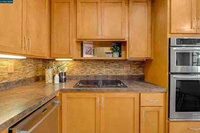 1875 Lamplight Ct, Walnut Creek, CA 94597 - Photo 17