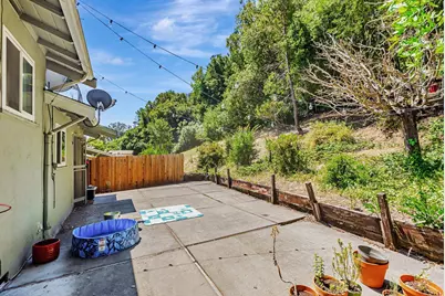 2048-2050 Donald Dr, Moraga, CA 94556 - Photo 23