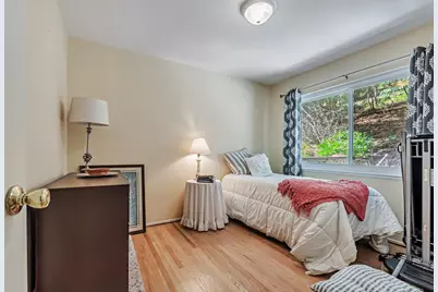 2048-2050 Donald Dr, Moraga, CA 94556 - Photo 9