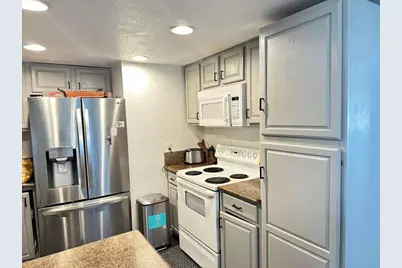 110 Del Rio Ct #4, Vacaville, CA 95687 - Photo 23