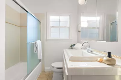 230 Belleview Dr, San Leandro, CA 94577 - Photo 25