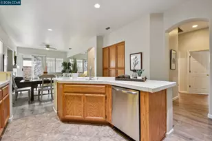 206 Oxburough Dr, Folsom, CA 95630 - Photo 11