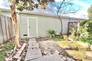 1135 Pandolfi Pl, San Jose, CA 95131 - Photo 21