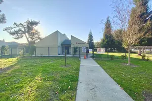 1135 Pandolfi Pl, San Jose, CA 95131 - Photo 29