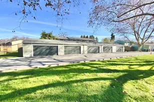 1135 Pandolfi Pl, San Jose, CA 95131 - Photo 23