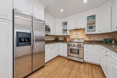 13000 Neptune Dr, San Leandro, CA 94577 - Photo 9