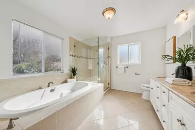 13000 Neptune Dr, San Leandro, CA 94577 - Photo 21