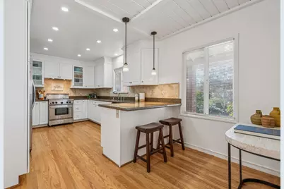 13000 Neptune Dr, San Leandro, CA 94577 - Photo 7