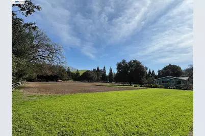401 Pine Creek Road, Walnut Creek, CA 94598 - Photo 3