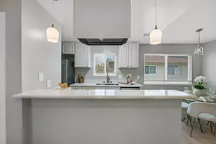 32608 Brenda Way, Union City, CA 94587 - Photo 13