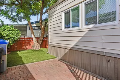 1075 Space Park Way #52, Mountain View, CA 94043 - Photo 9
