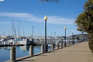 22 Schooner Ct, Richmond, CA 94804 - Photo 43