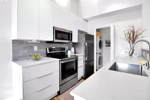 22 Schooner Ct, Richmond, CA 94804 - Photo 15