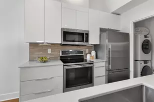 22 Schooner Ct, Richmond, CA 94804 - Photo 13