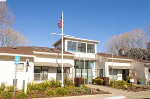 22 Schooner Ct, Richmond, CA 94804 - Photo 35