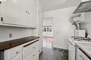 1411 Hearst Ave, Berkeley, CA 94702 - Photo 11