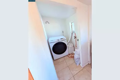 2625 75th Ave, Oakland, CA 94605 - Photo 13