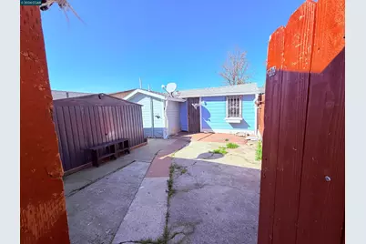 2625 75th Ave, Oakland, CA 94605 - Photo 15