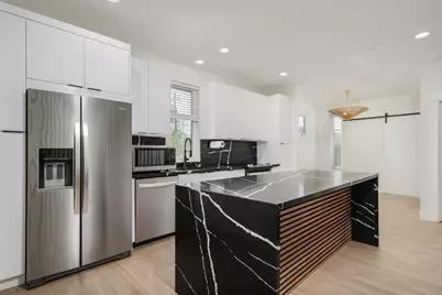 2715 Tomato Alley, Sacramento, CA 95818 - Photo 9