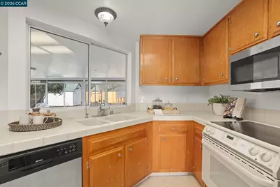 5100 Ramsgate Ct, Fairfield, CA 94534 - Photo 9