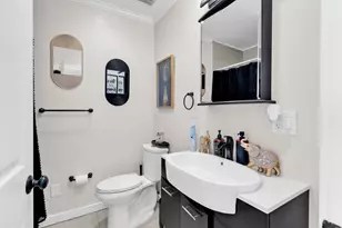 2468 Maxwell Ave, Oakland, CA 94601 - Photo 17